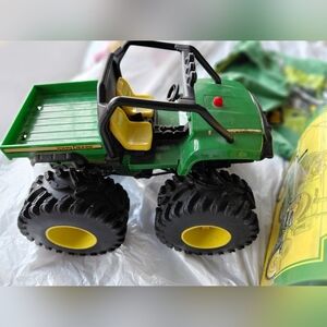 John Deere Set Of 3